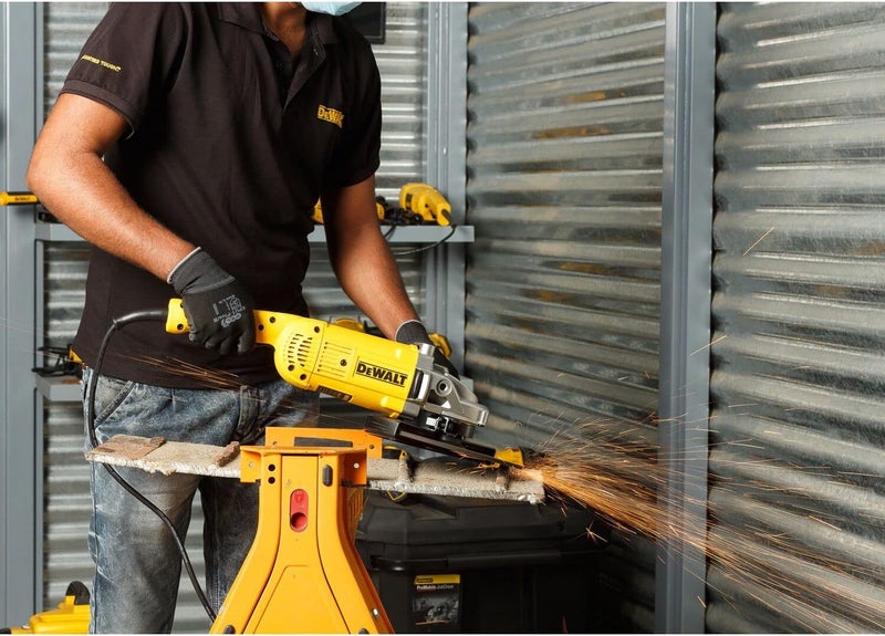 DEWALT 230Mm 2200W Large Angle Grinder With Lock-On Switch, Yellow/Black, Dwe492-B5, 3 Year Warranty - Image 4