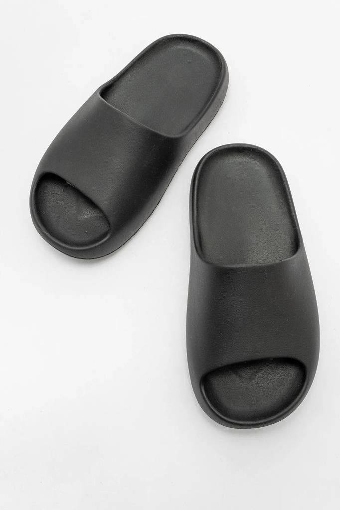 Carlaverde Lena Unisex Soft Non-Slip Soled Beach Pool Garden Sea Slippers  - Image 5