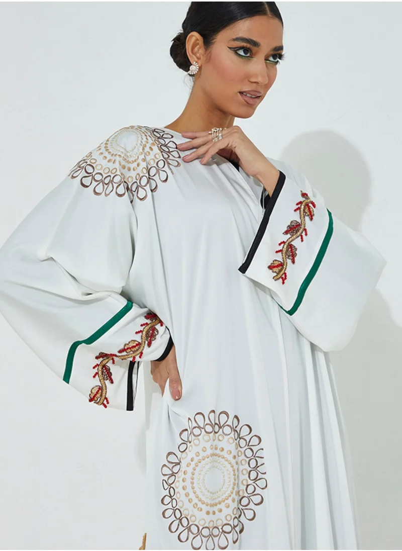 روزيت عباية عباية بيضاء