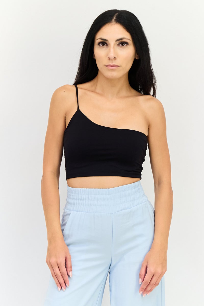 Bershka بلوزة قصيرة ذات حمالة كتف واحدة بفتحة عنق غير متساوية للنساء، سوداء - Image 1