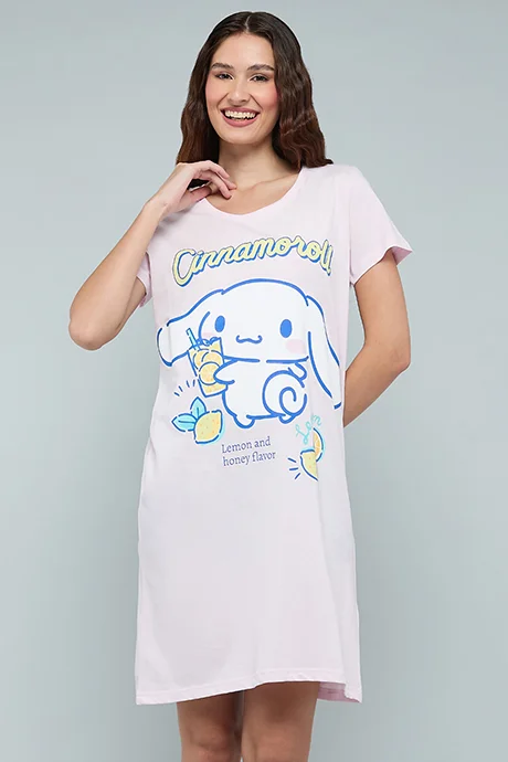 أر أند بي Cinnamoroll Print Nightdress with Crew Neck and Short Sleeves