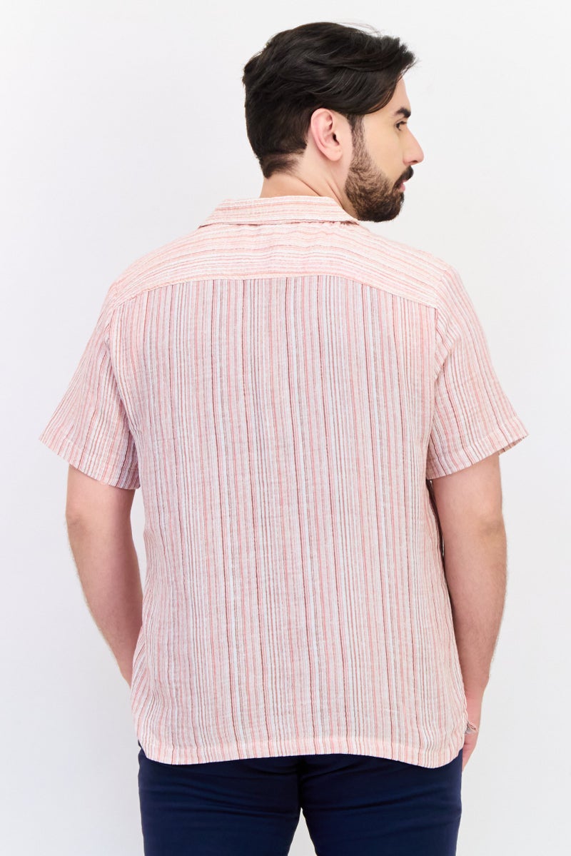 VINCE CAMUTO قميص بولو قصير الأكمام للرجال بتصميم عادي ومخطط، متعدد الألوان - Image 3