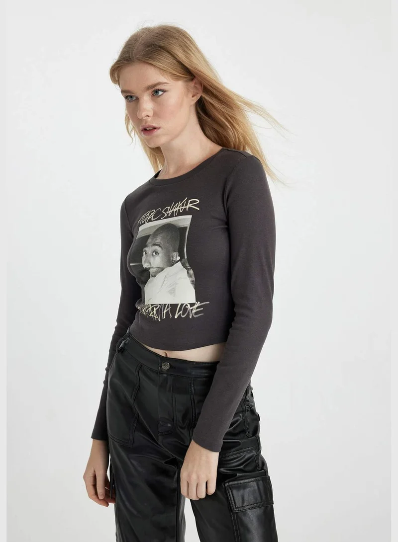 DeFacto Woman Tupac Shakur Licenced Crew Neck Knitted Long Sleeve T-Shirt