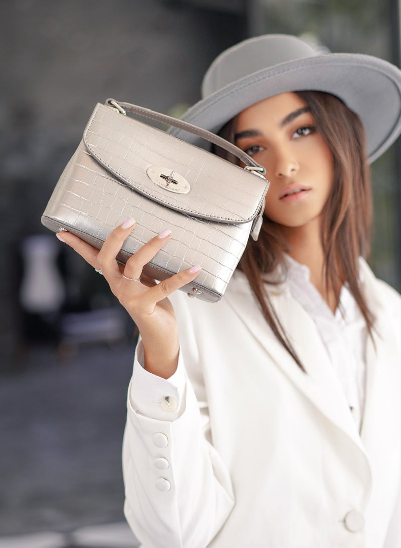 David Jones David Jones- Vernis Leather Bag for Women Model cm6951- Formal evening handbag- luxury Hanbag made from vernis material for a formal outfit - Image 3