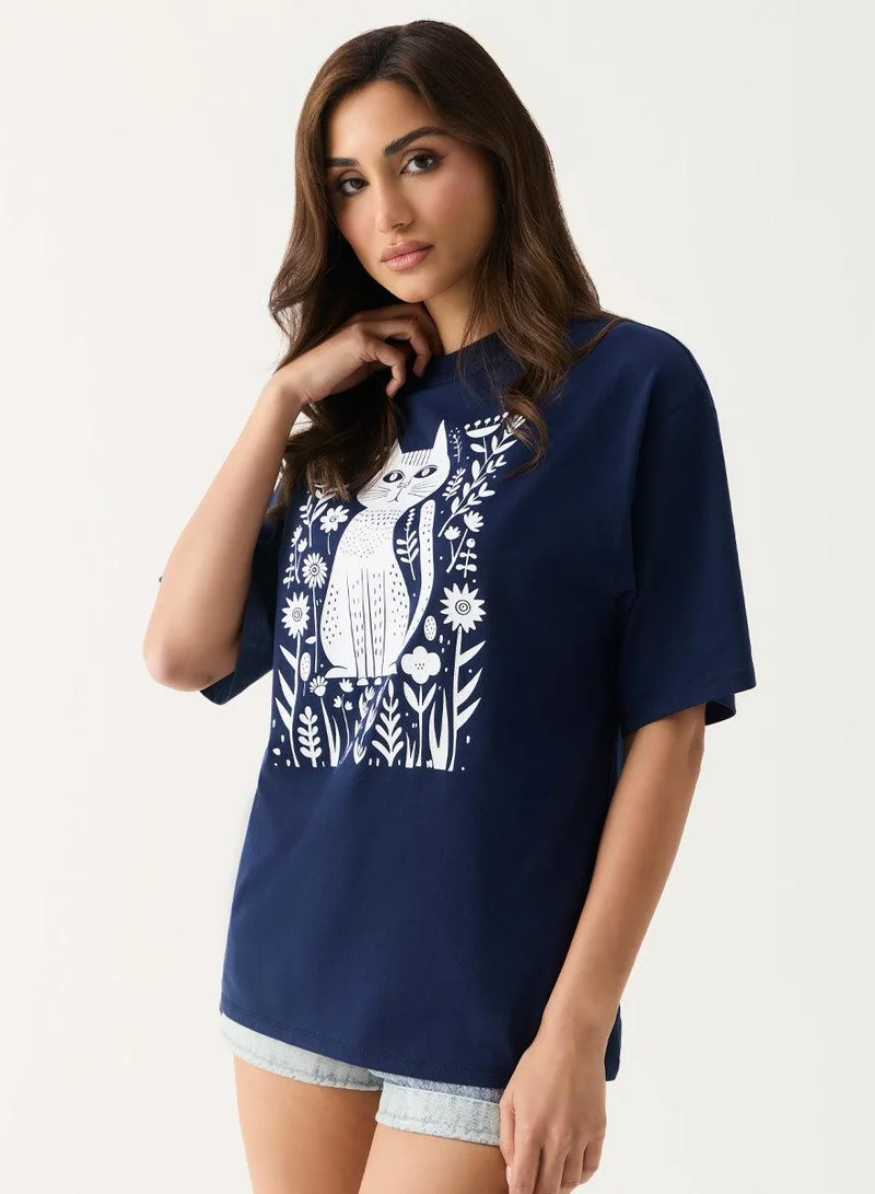 Zigzag Floral Cat Printed Oversized T-shirt