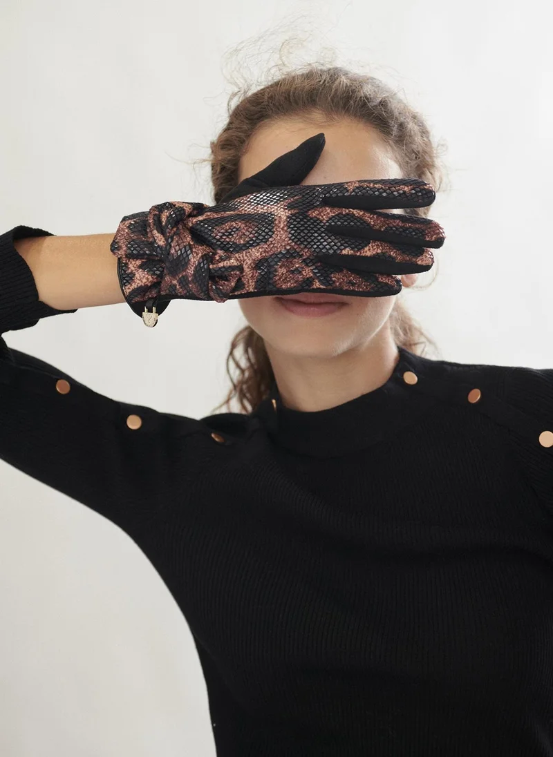 Lola Casademunt Animal print gloves