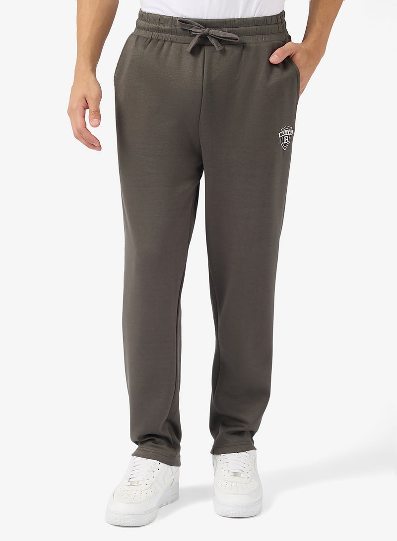 سفنتي فايف بيسيكس بنطلون رياضي مريح بشعار - Image 1