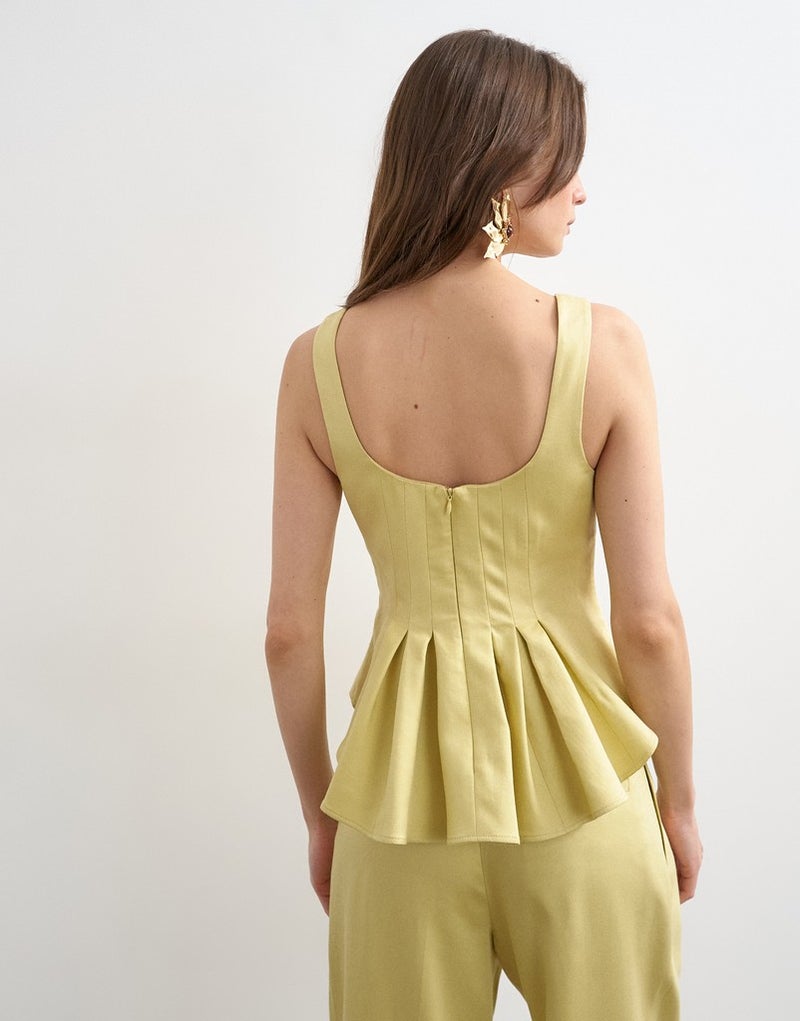 TOPSHOP Casual Sleeveless Curve Hem Tailored Top - Image 2