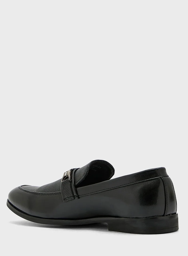 Robert Wood Textured Formal Slip Ons