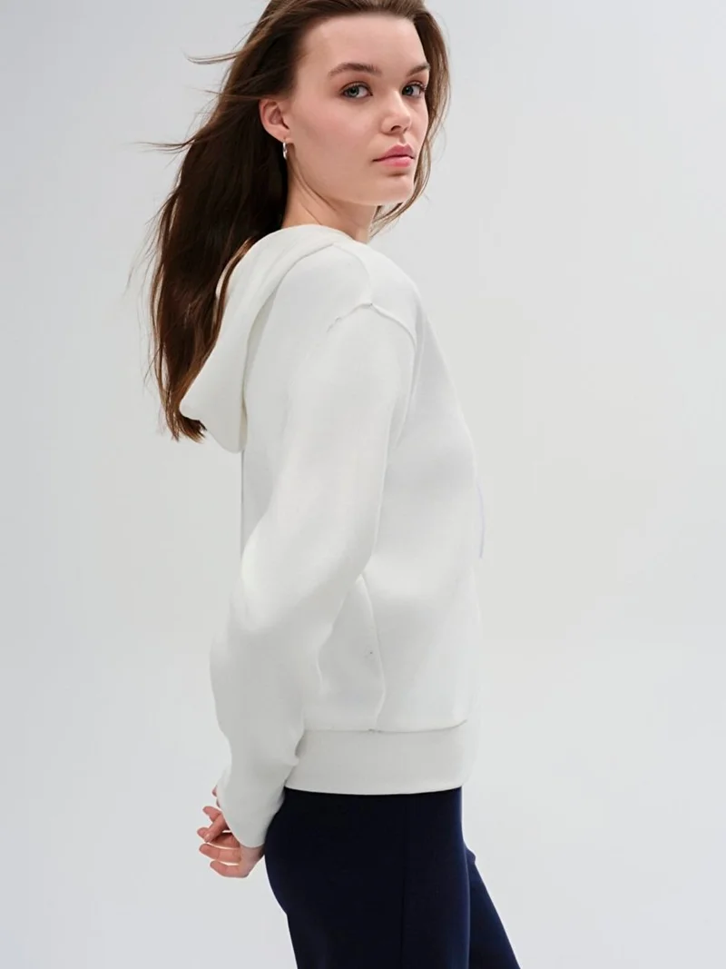 ال تي بي Cream Sweatshirt