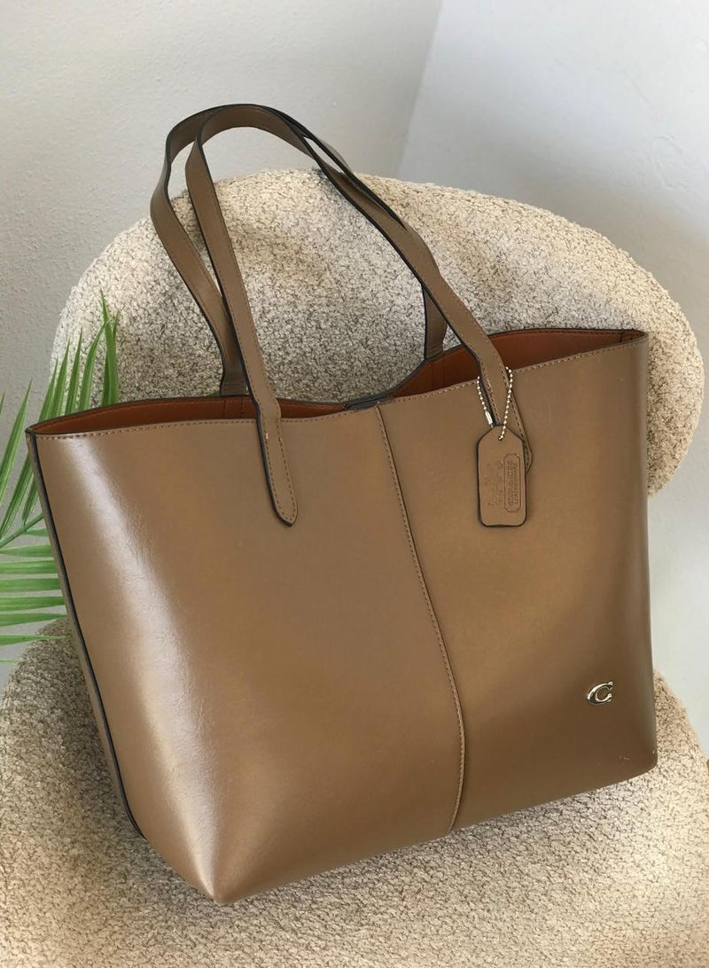 CO Elegant women's bag, high quality brand, with handle