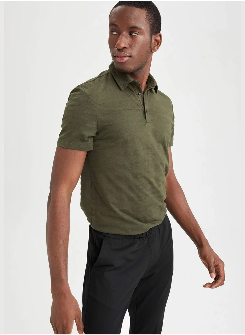 ديفاكتو Modern Fit Short Sleeve T-Shirt
