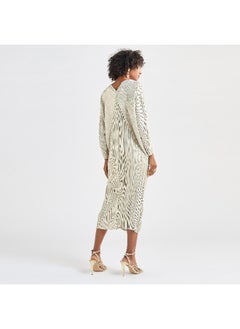 FAV All-Over Pleated V-neck Dress with Extendable Sleeves  - Image 4