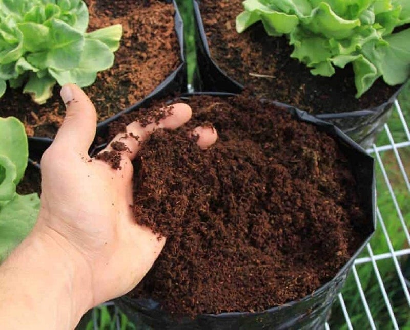 SMOKB Cocopeat Cocopit Block 650 Grams for Garden- Expands to 4 Kg Powder - Image 3