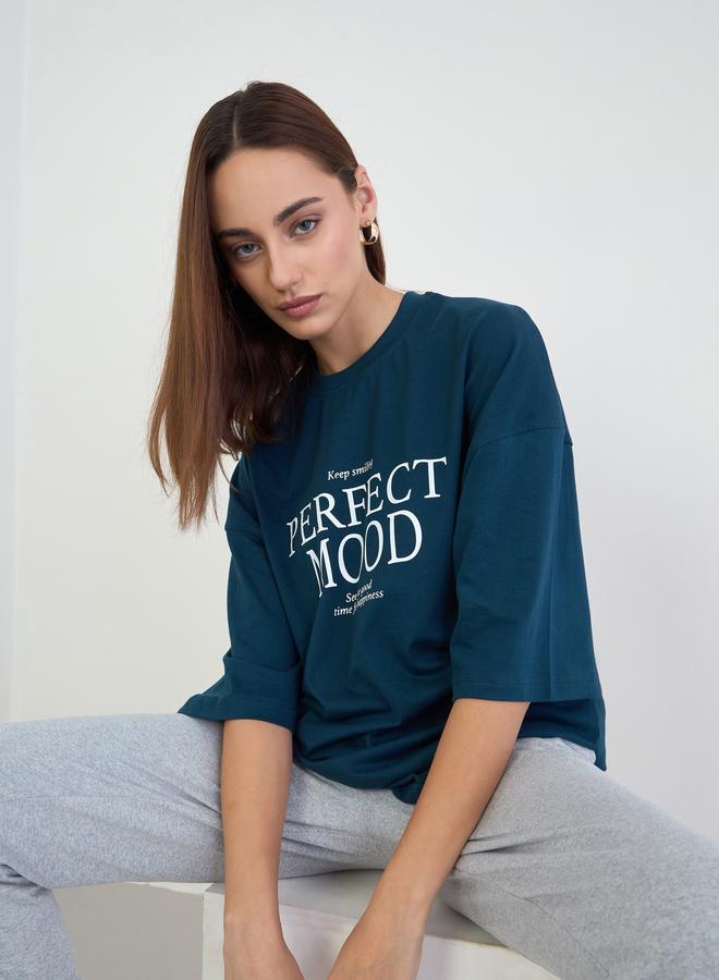 ستايلي تيشيرت واسع بطبعة كتابة - Image 4