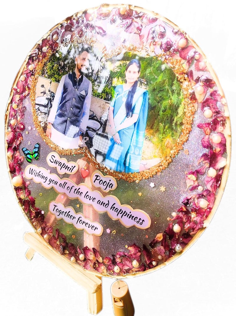 Resin Personalised Couple Photo Frame | Resin plate with a tiny floral | Anniversary Gift | Welcome Wedding Sign | Lovely Couple Frame | Unique Gift (10 Inch Dia)  - Image 4