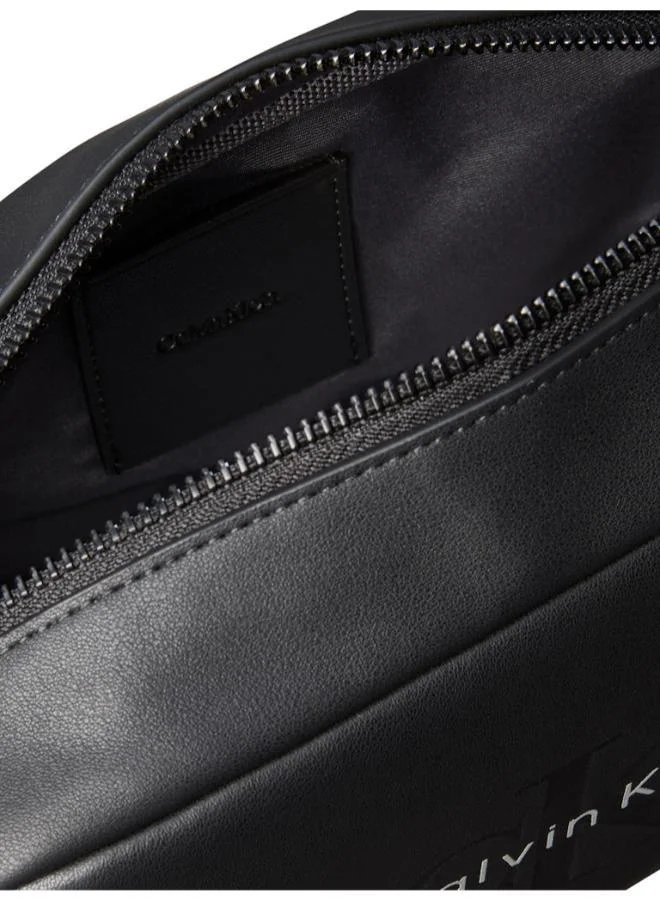 CALVIN KLEIN  Bold Dopp Kit for Men | Best Price UAE