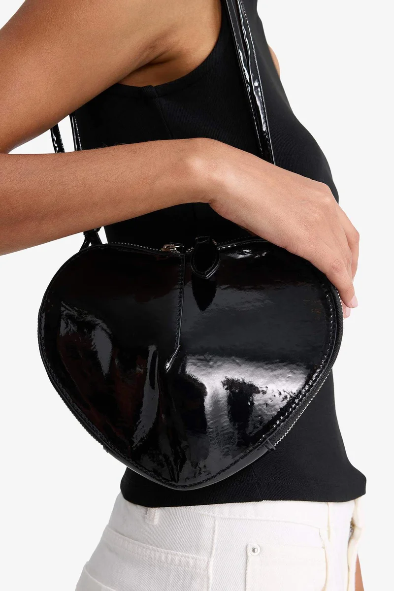 ديفاكتو Faux Leather Crossbody Bag
