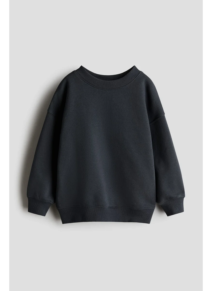 H&M Oversized Crew-Neck Sweatshirt