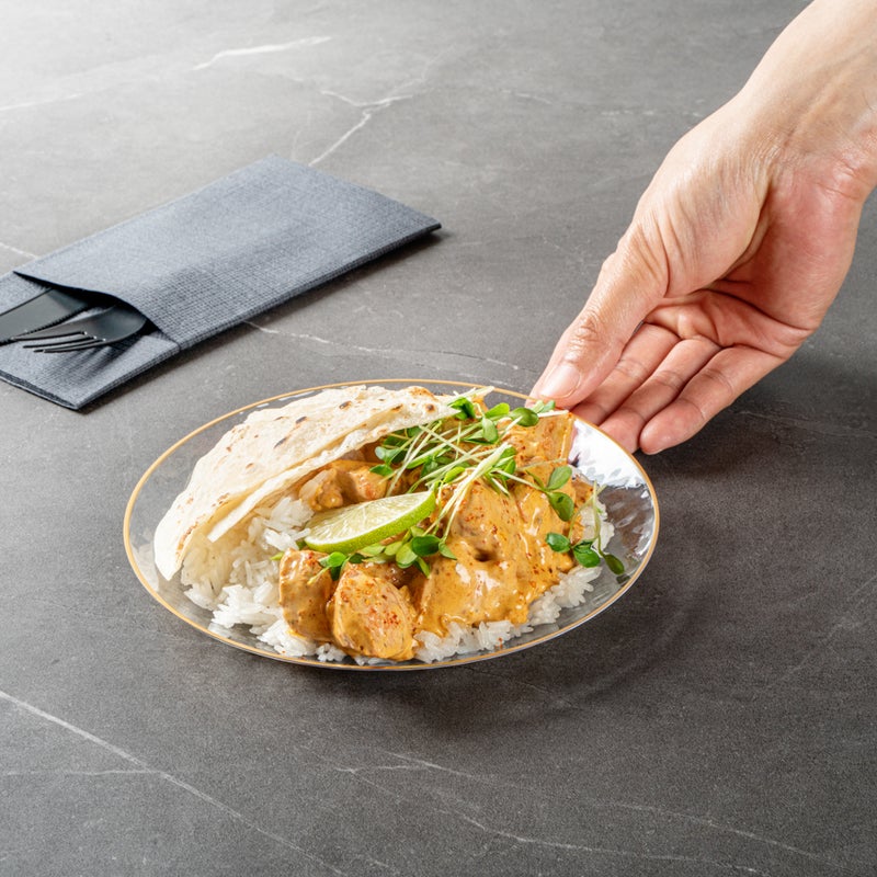 Restaurantware Restaurantware-Moderna 7.1 Inch Premium Disposable Plates, 200 Durable Plastic Plates For Parties - Gold-rimmed, Heavy-duty, Clear Plastic Dinner Plates, For Warm And Cold Foods, Ideal For Restaurants - Image 5