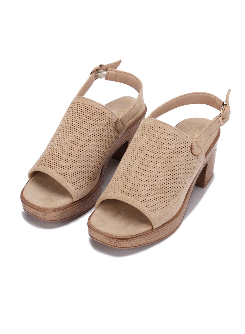 Women's sandals with a wide heel and a stylish modern design - equipped with a buckle for a distinctive look - Image 2