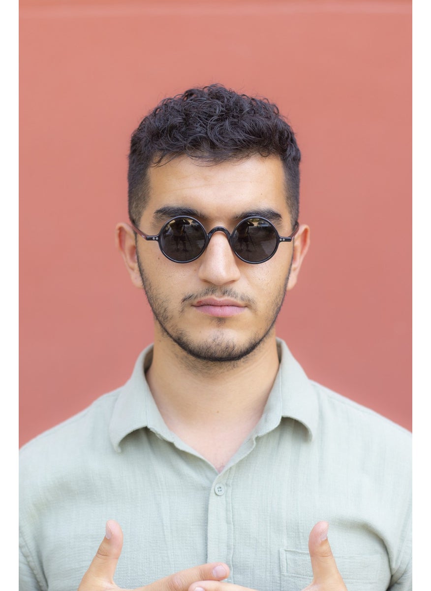 Focus On Judith Black Polarized Retro Sunglasses  - Image 5