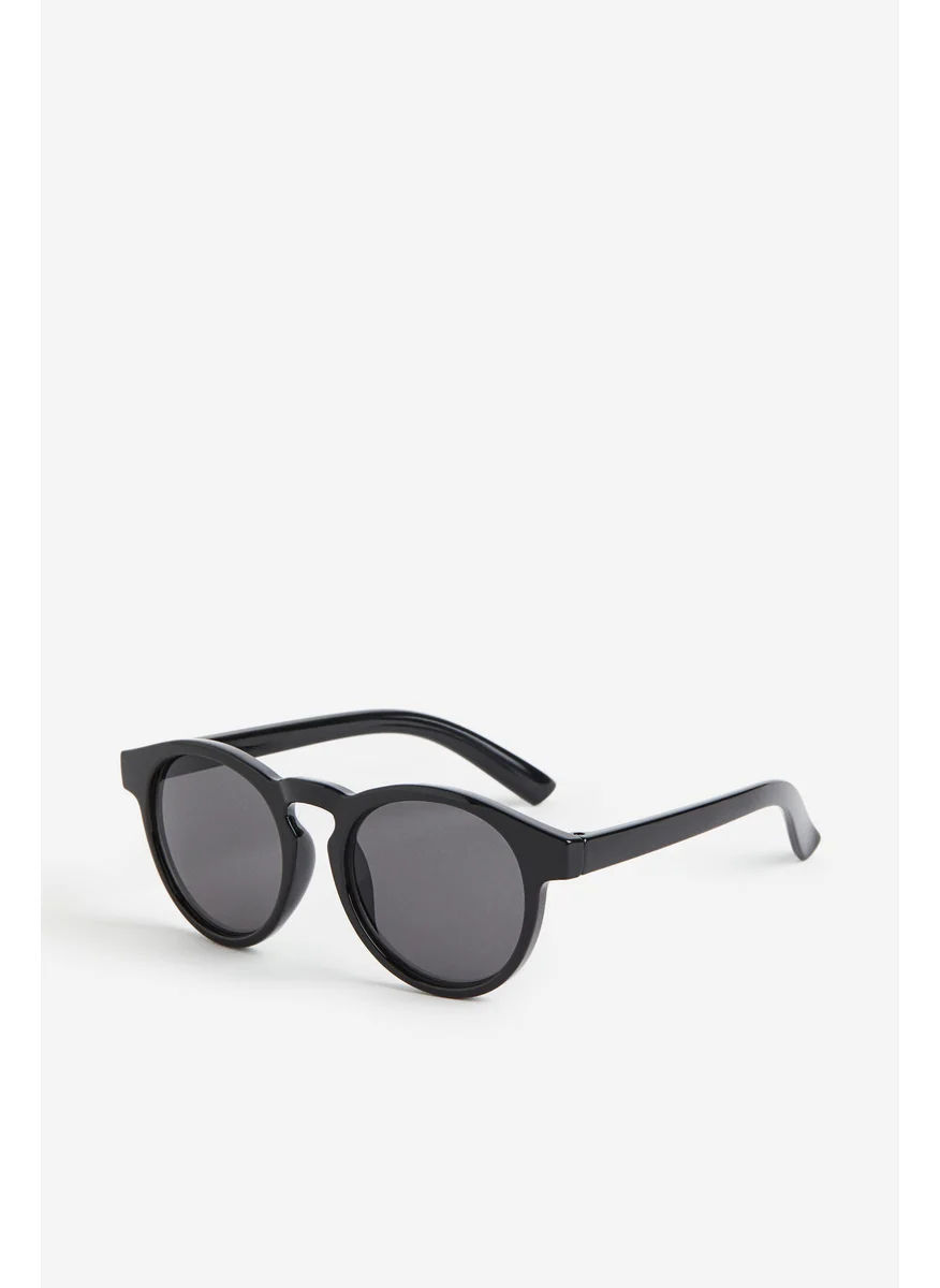 اتش اند ام Oval Sunglasses