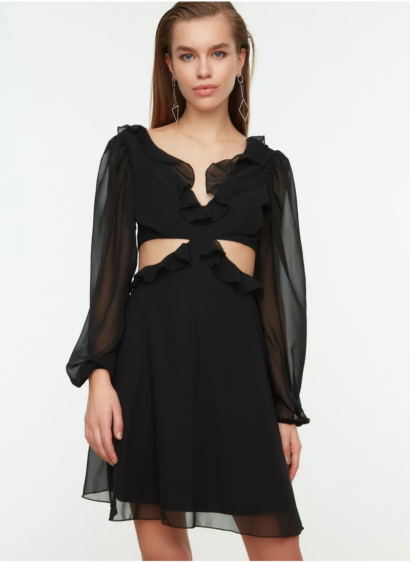 trendyol Pleated Cut Out Detail Dress