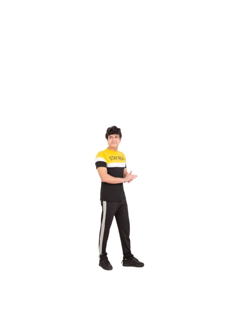 A confusing outfit for boys, black and white pants and a black and yellow T-shirt - Image 1