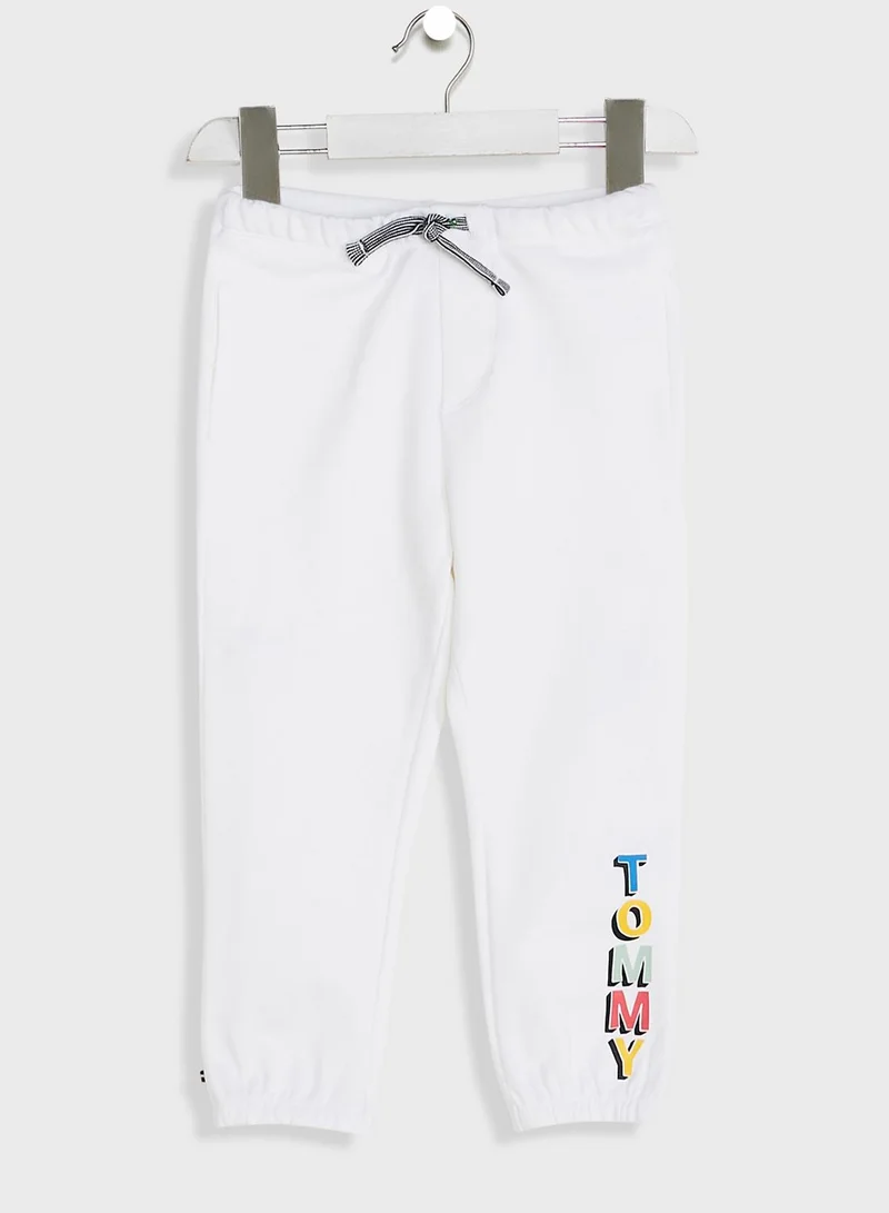 TOMMY HILFIGER Infant Logo T-Shirt & Sweatpants Set