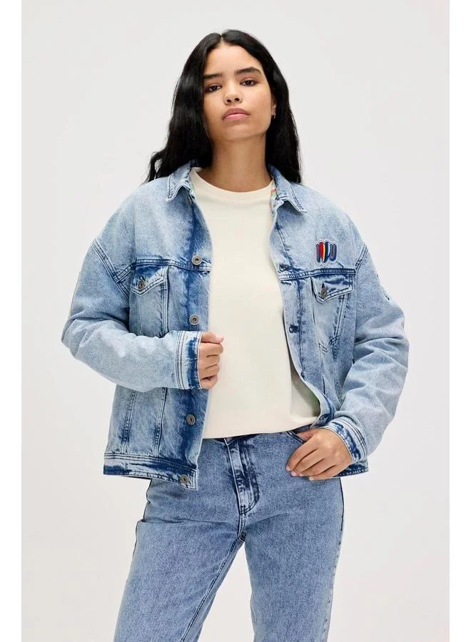 باد بير Adelina Ocean Blue سترة جينز نسائية.