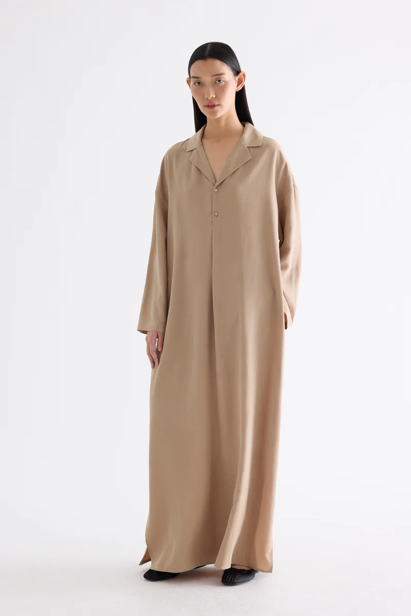 ذا اديتورز ماركت Juno Notch Collar Dress