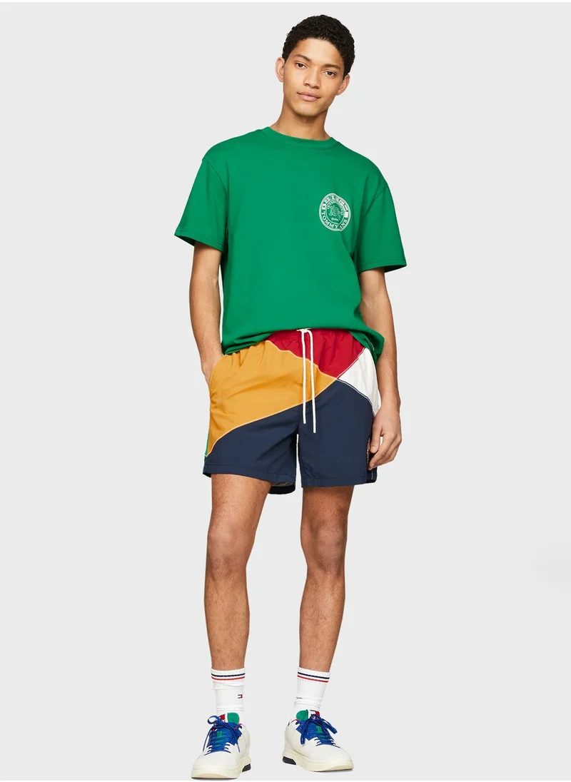 TOMMY JEANS Logo Crew Neck T-Shirt