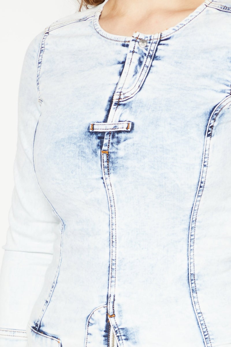 DIESEL قميص جينز نسائي بأكمام طويلة وياقة دائرية، أزرق مغسول - Image 3