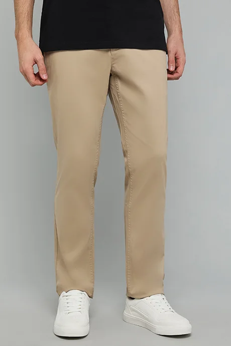 أر أند بي Solid Slim Fit Pants with Button Closure