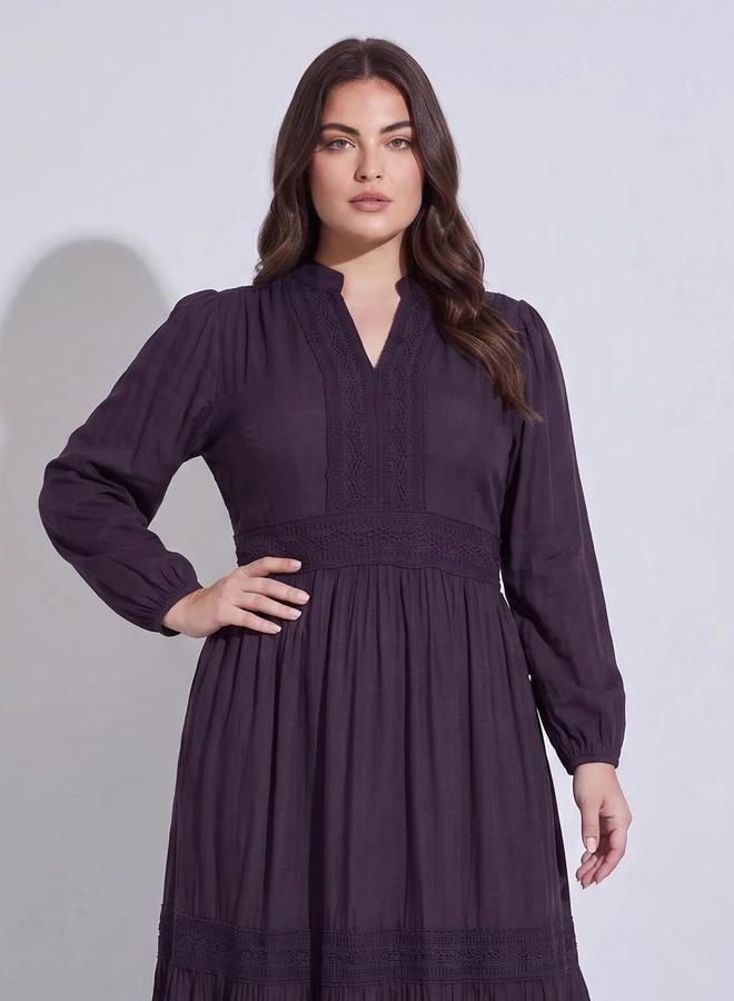 Styli Plus Size Purple Solid Lace Details A-Line Maxi Dress - Image 2