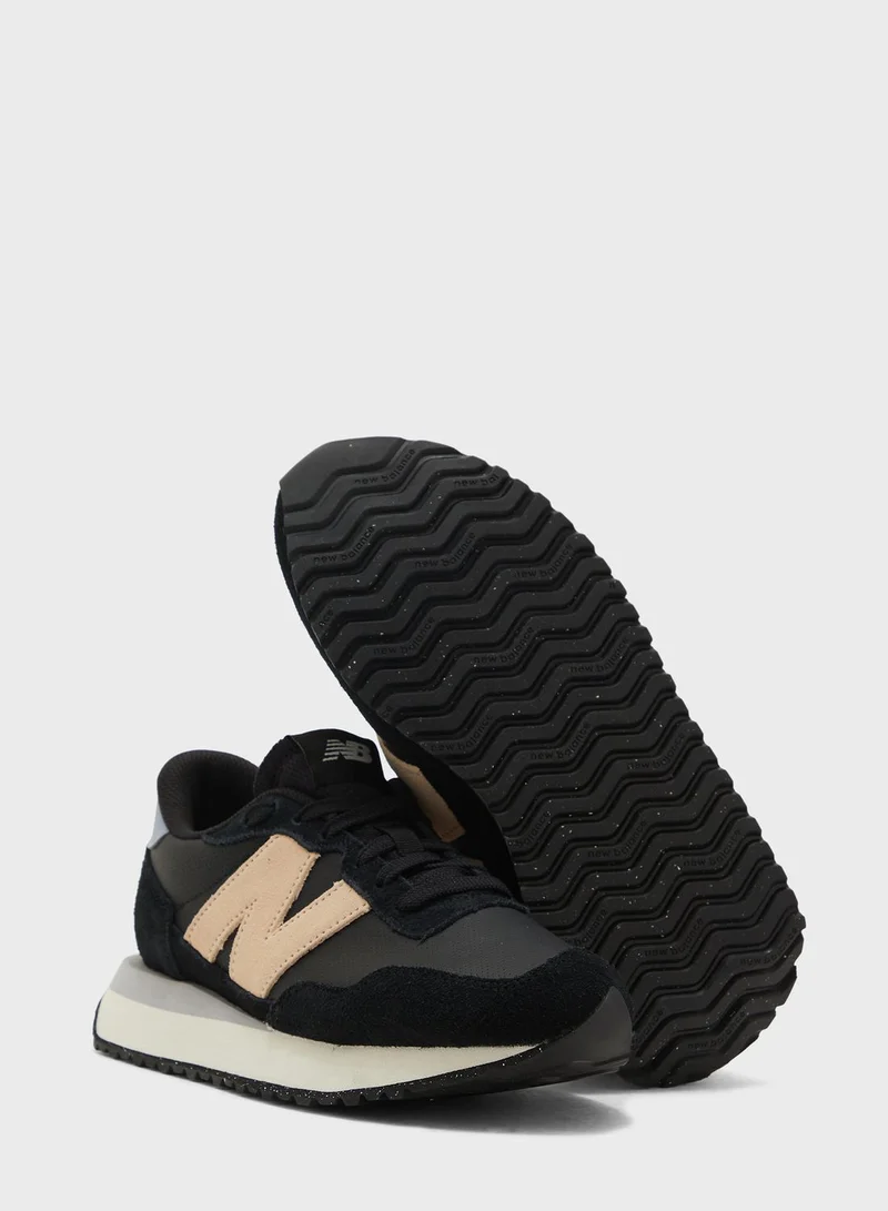 New Balance 237 Low Top Sneakers