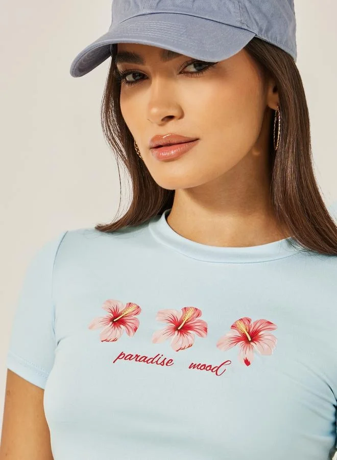 Styli Mini Floral Graphic Print Fitted Crop T-Shirt