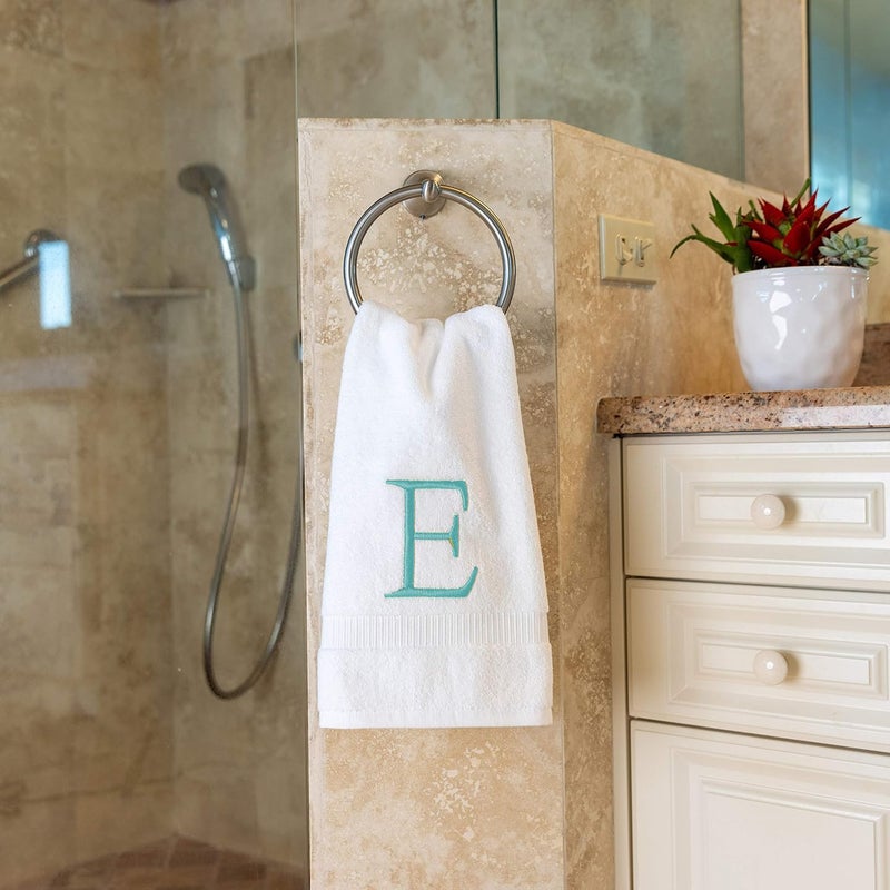 Decorvo منشفة اليد monogram teal للحمام - جودة الفندق الأولية ذات جودة زخرفية مزخرفة مزخرفة منشفة فاخرة للمسحوق على سبا - Gots Organic Certified - مجموعة من حرفين هـ  - Image 5