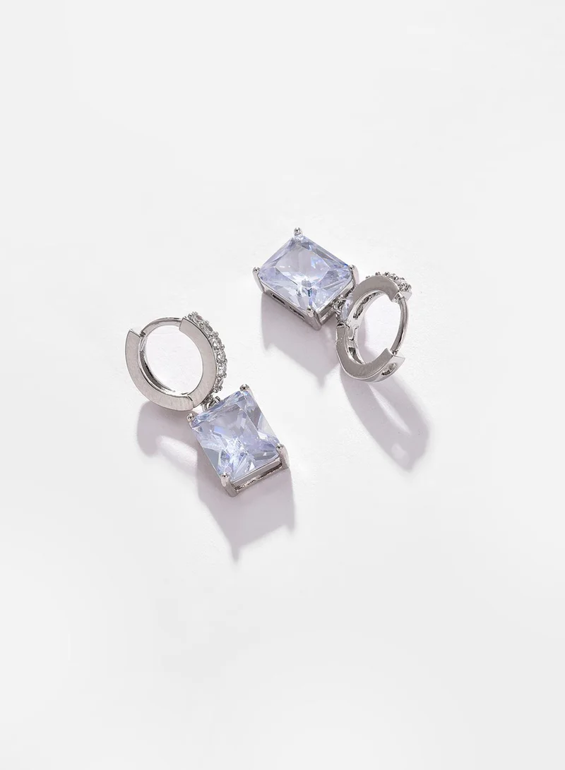SOHI Contemporary Artificial Stud Earring Jewellery