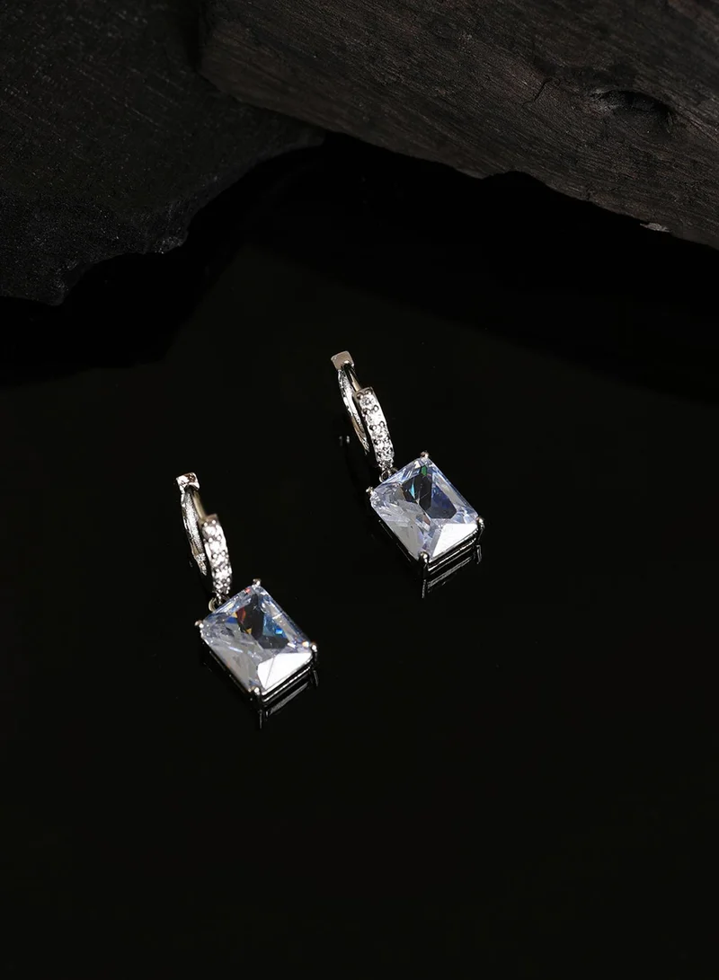 SOHI Contemporary Artificial Stud Earring Jewellery