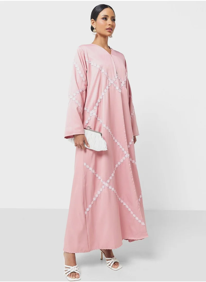 hayas closet V-Neck Lace Detailed Abaya