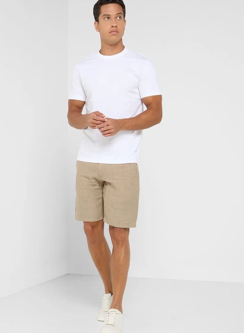 مانجو مان شورت أساسي بجيوب جانبية