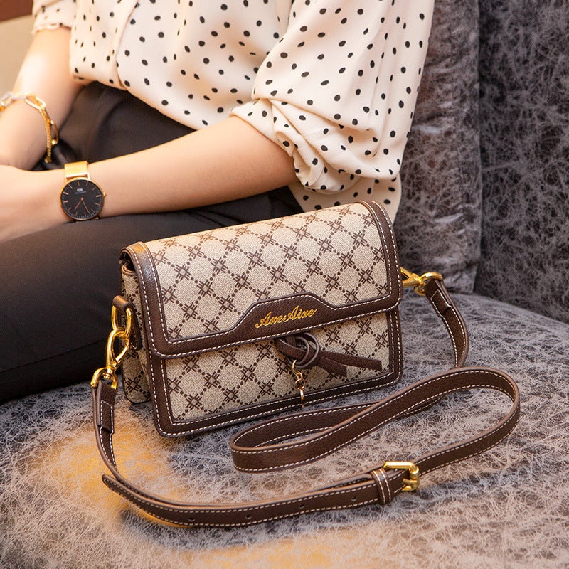 Bag Women'S French Niche Bag Western Style Women'S Bag New 2023 Internet Celebrant Genuine Leather Texture Crossbody Bag Fashionable - Image 2