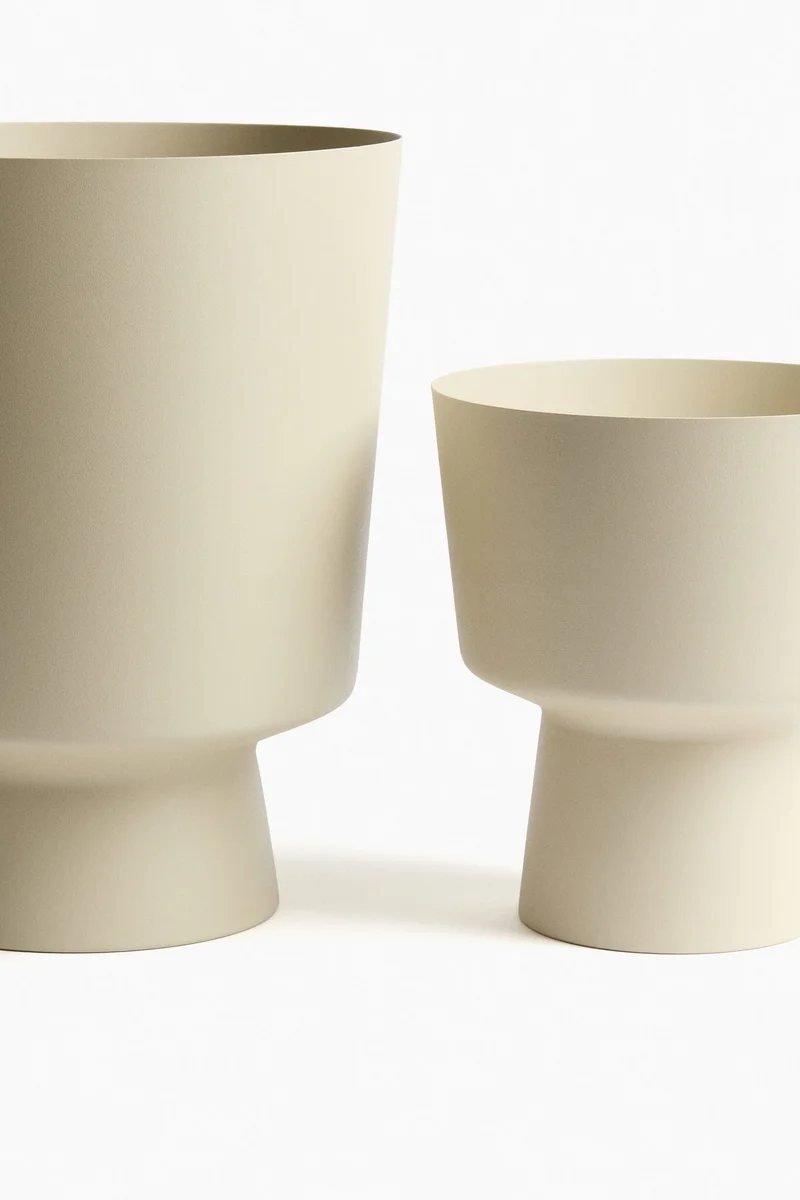 اتش اند ام حوض زرع معدني كبير