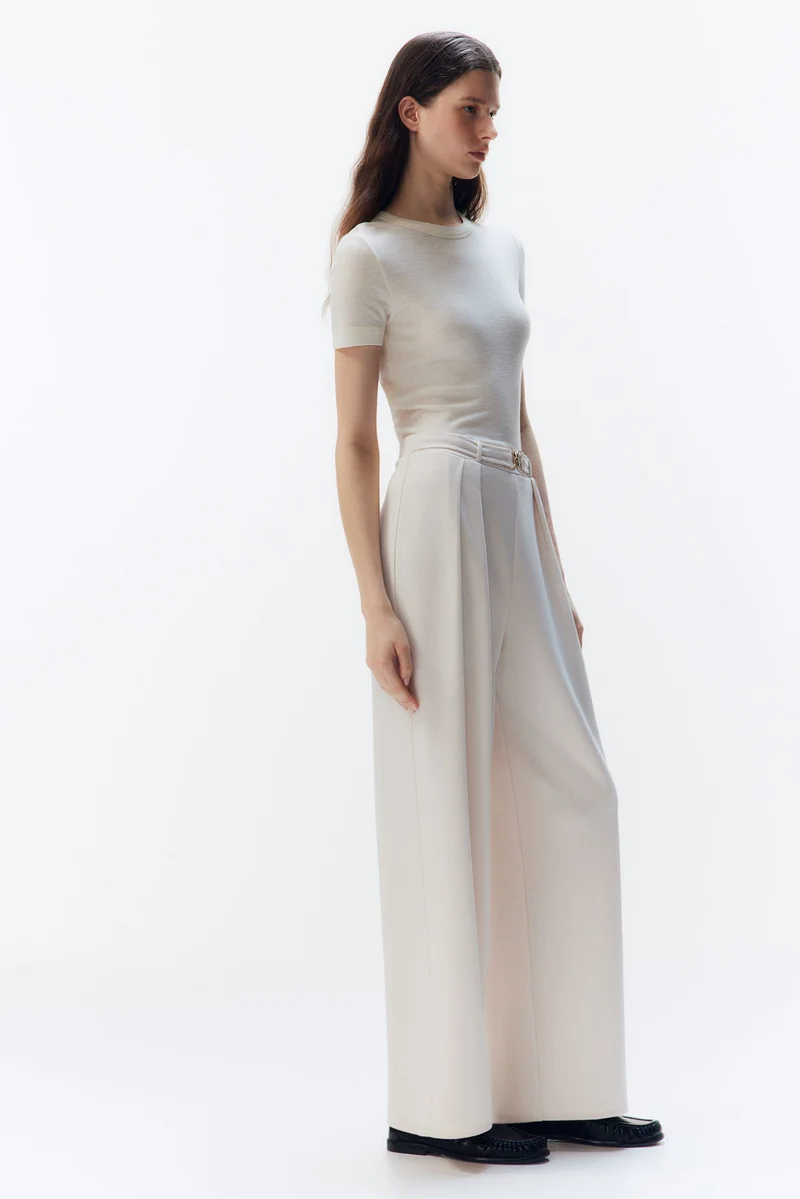 اتش اند ام بنطلون بتفاصيل مع إبزيم