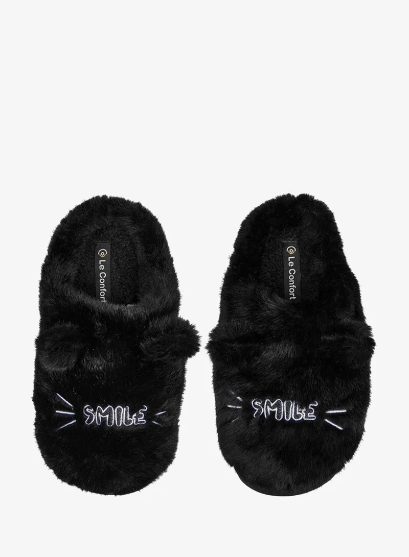 لو كونفورت شبشب نسائي فرو صناعي بتطريز أذن