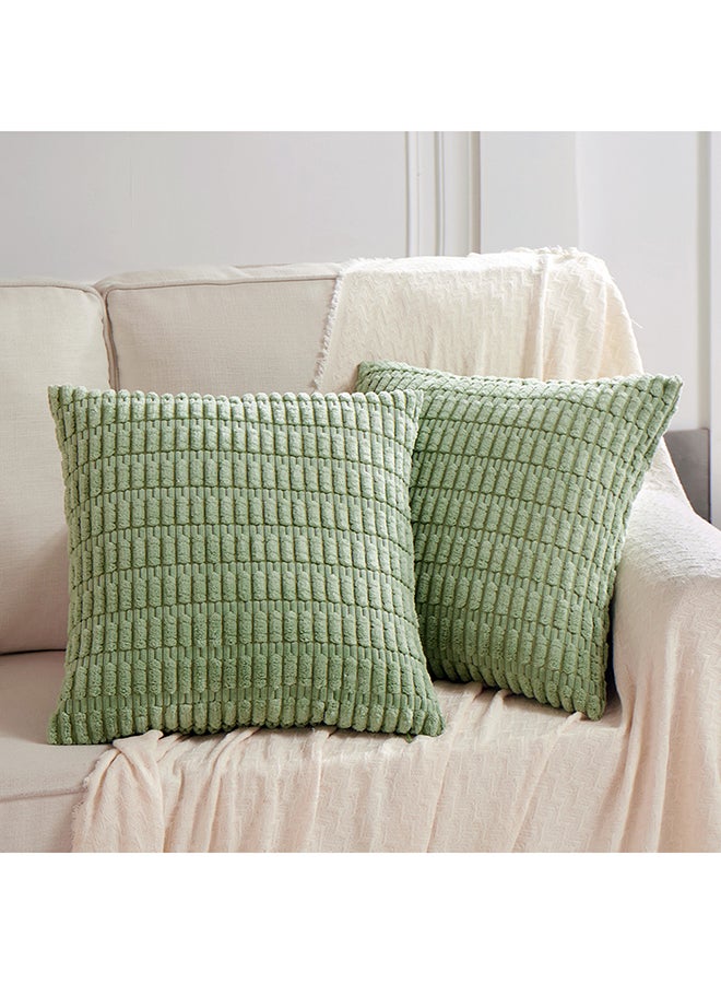 Fancy Homi مجموعة من 2 أغطية وسائد زخرفية محايدة للكنبة، السرير والأريكة، ناعمة ورقيقة بنمط قطن مضلع، تصميم جمالي وحديث - 45x45 سم - أخضر مريمي - Image 1