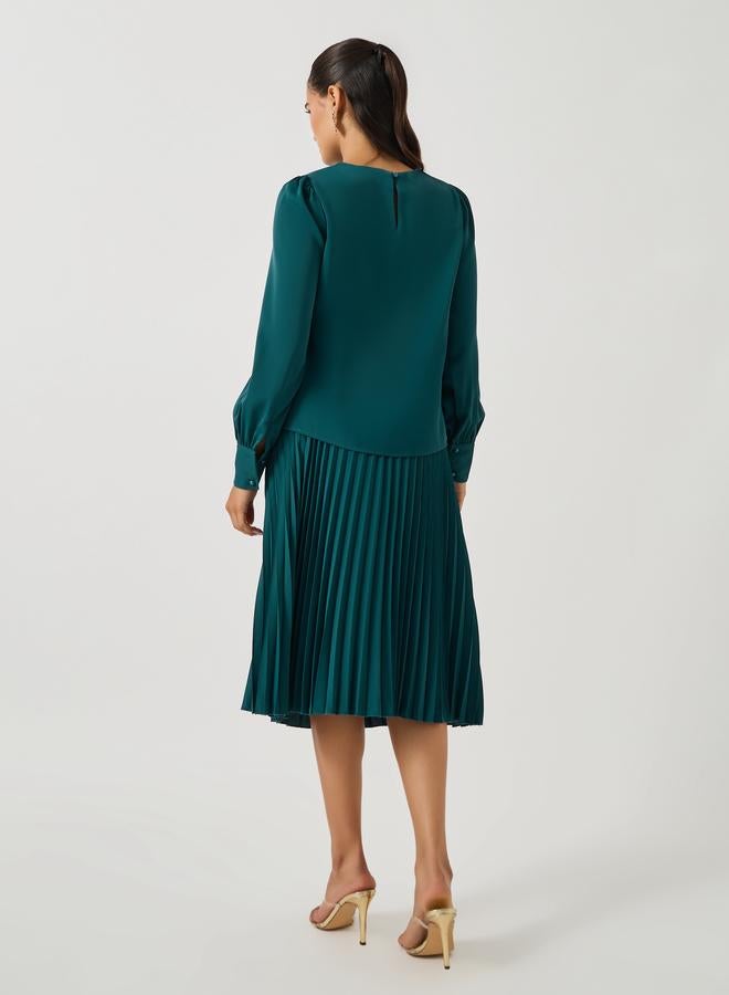 Styli Styli Plain Volume Sleeves Top and Pleated Skirt Co-Ords  - Image 4