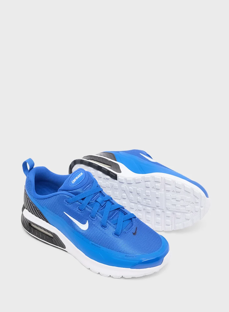 Nike Low Top Sneakers